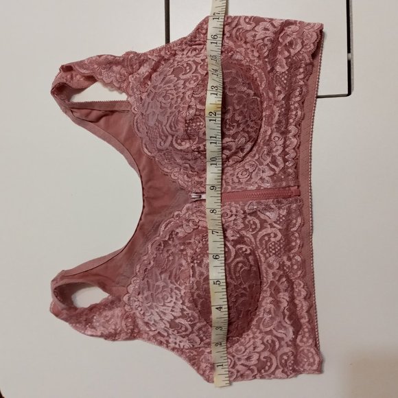 Pink Lace Bra - Picture 10 of 11